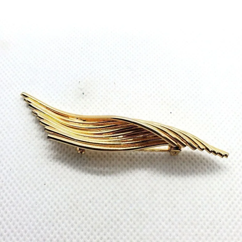 Vintage Gold Brooch
